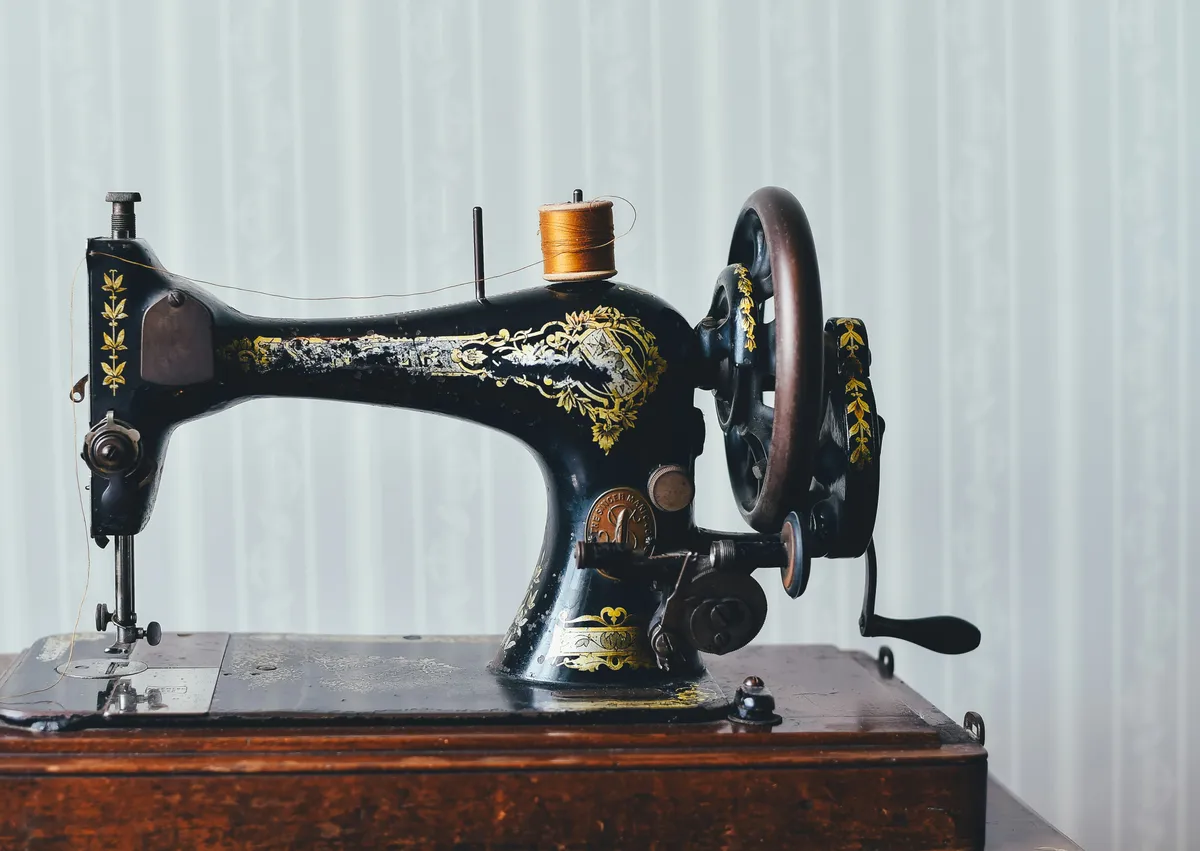 Ornate Victorian Treadle Sewing Machine, Black Enamel & Gilt