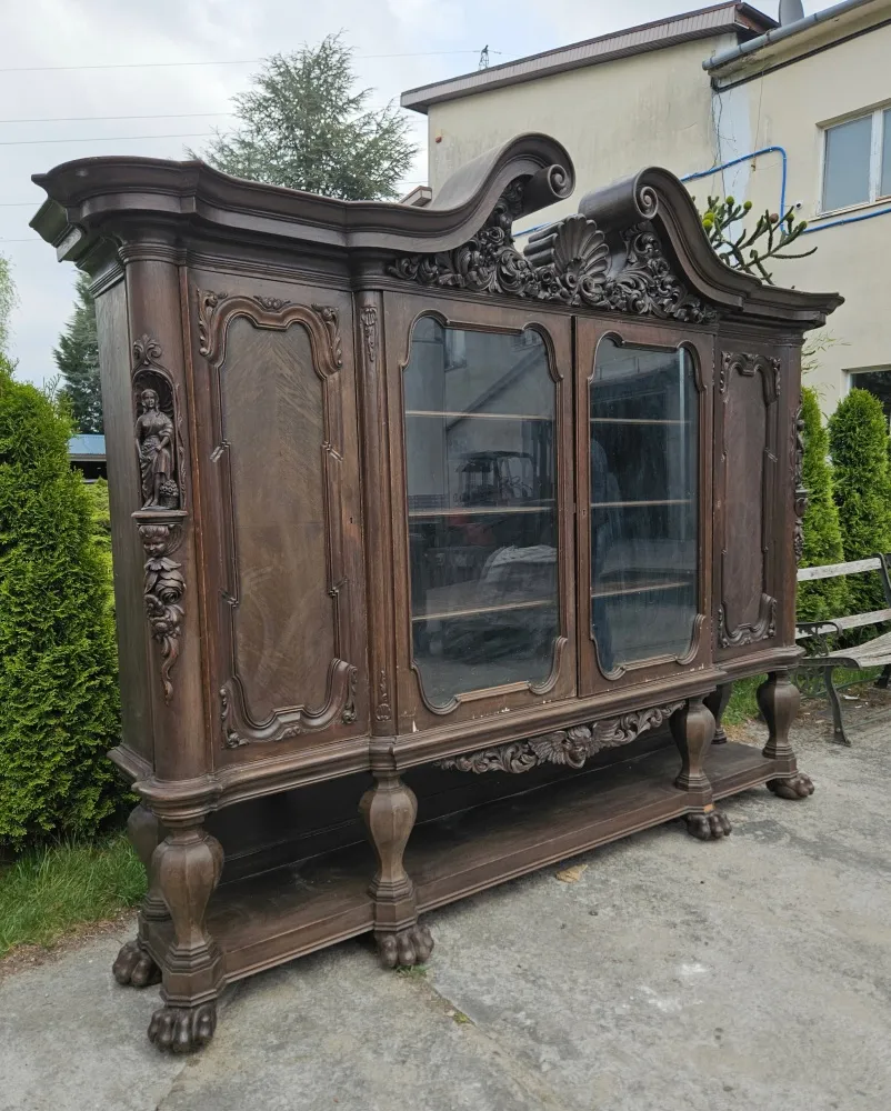 19th Century Ornate Mahogany Display Cabinet with Glass Doors