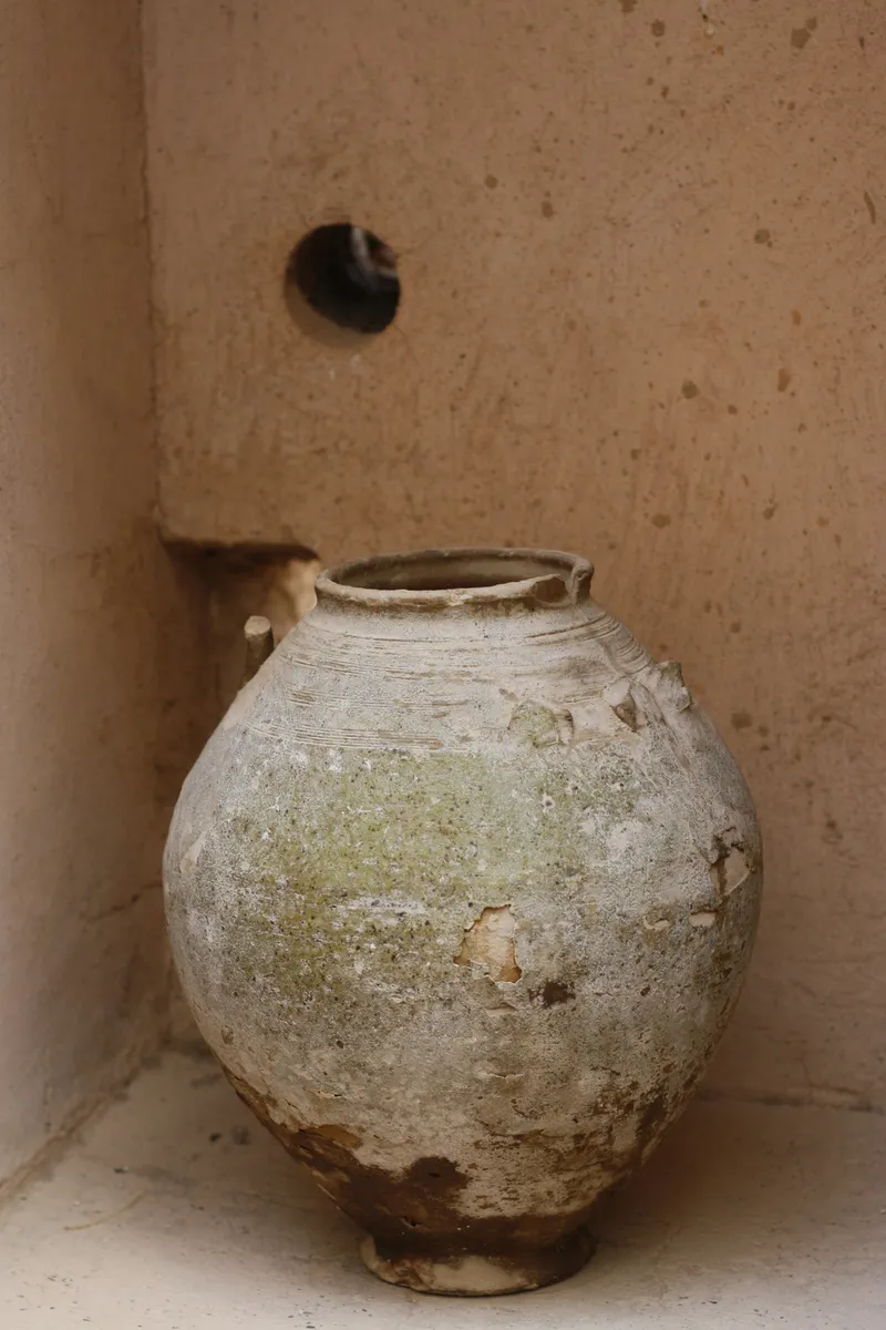 Ancient Roman Storage Jar with Handle - Terracotta Amphora